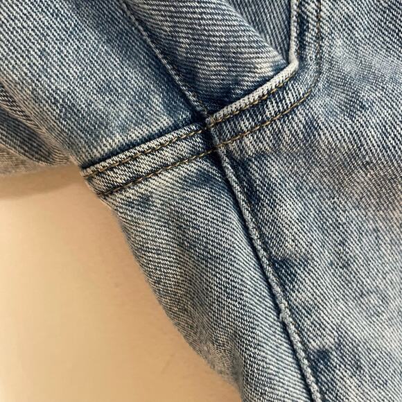 PacSun Mom Jeans 26 Womens Button Fly Distressed Casual High Rise Light Wash - Picture 3 of 8